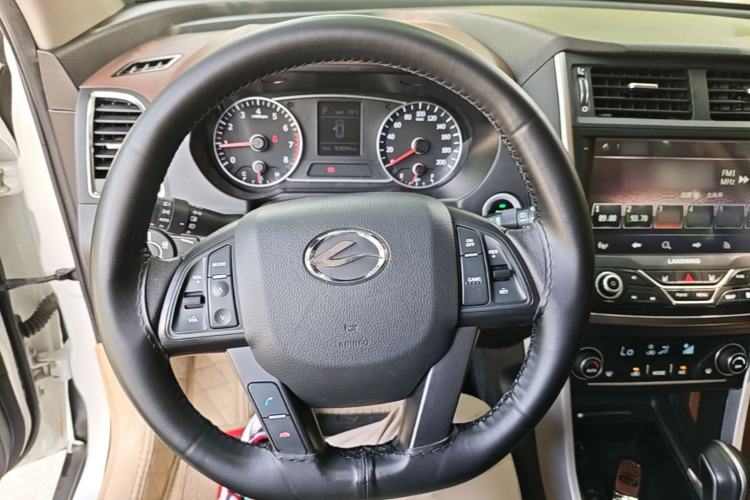Used Land X5 2016 Plus 1.5T CVT Leading Edition Steering Wheel