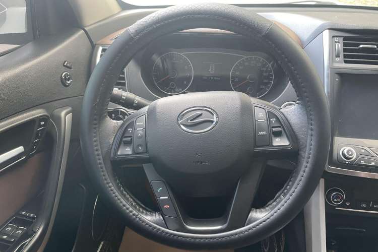 Used Land X5 2016 Plus 2.0T Automatic Innovation Edition Steering Wheel