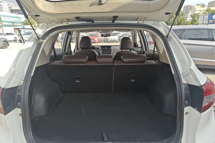 Used Land X5 2016 Plus 1.5T Manual Innovation Edition Trunk