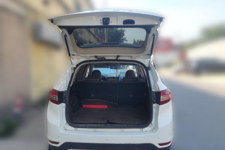 Used Land X5 2016 Plus 1.5T Manual Innovation Edition Trunk