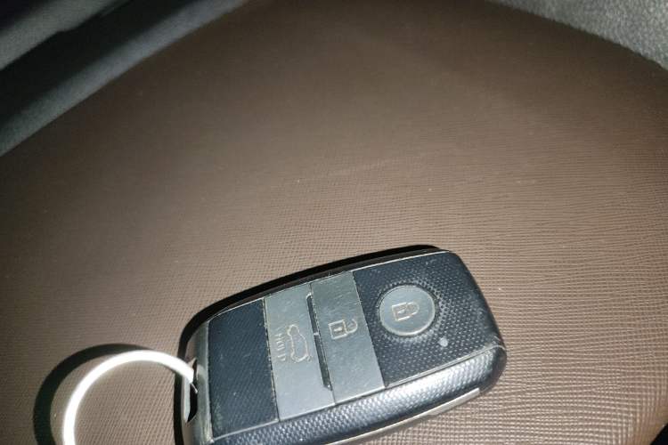 Used Land X5 2016 Plus 1.5T Manual Innovation Edition Vehicle Key