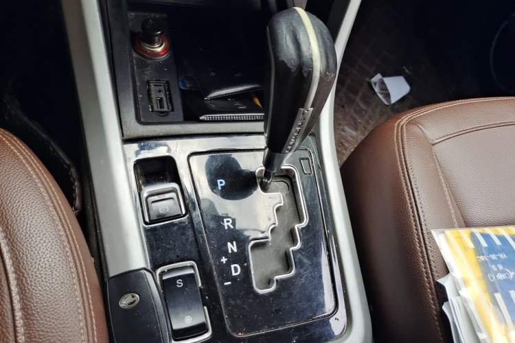 Used Land X5 2016 Plus 1.5T CVT Leading Edition Gear Lever