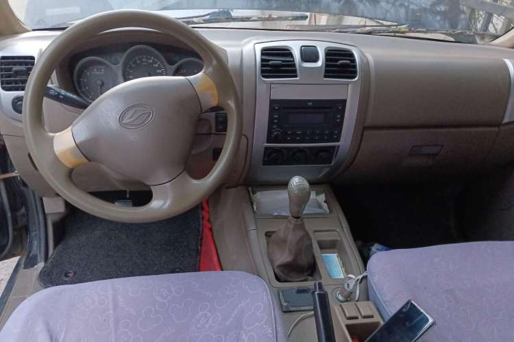 Used Land X6 2007 New Xushi Li 2.8L Two-Wheel Drive Standard Model Center Console
