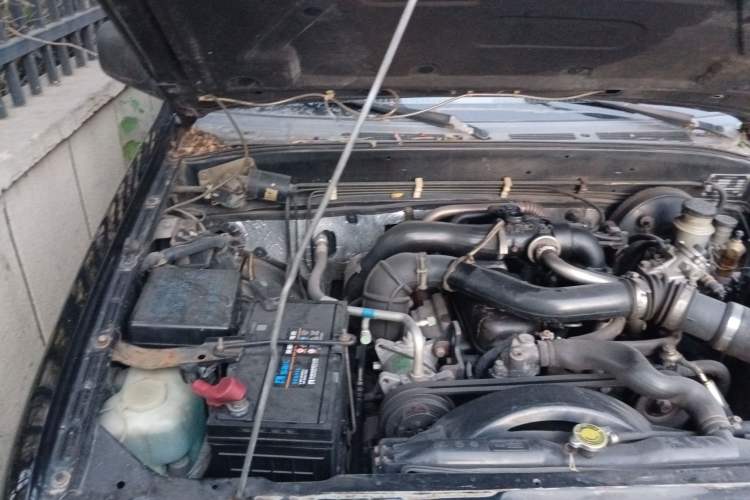 Used Land X6 2007 New Xushi Li 2.8L Two-Wheel Drive Standard Model Engine Bay Right