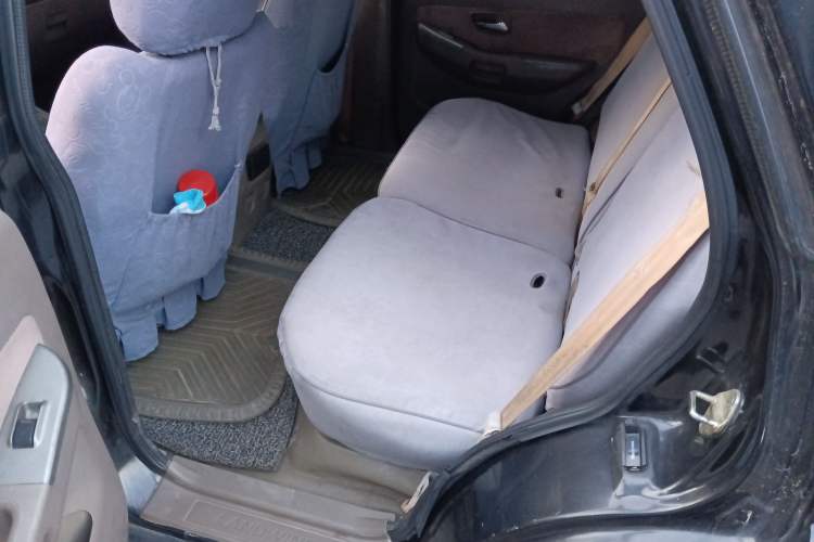 Used Land X6 2007 New Xushi Li 2.8L Two-Wheel Drive Standard Model Left Rear Seat