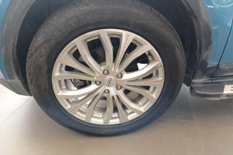 Used Land X7 2015 2.0T Panoramic Prestige Edition Exterior 1