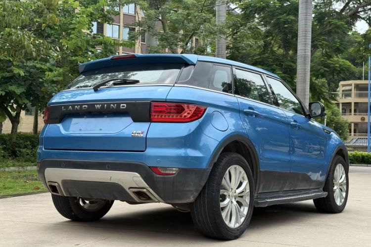 Used Land X7 2015 2.0T Panoramic Prestige Edition Exterior 3
