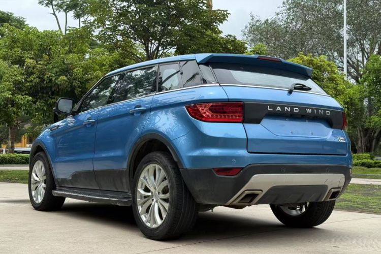 Used Land X7 2015 2.0T Panoramic Prestige Edition Exterior 4