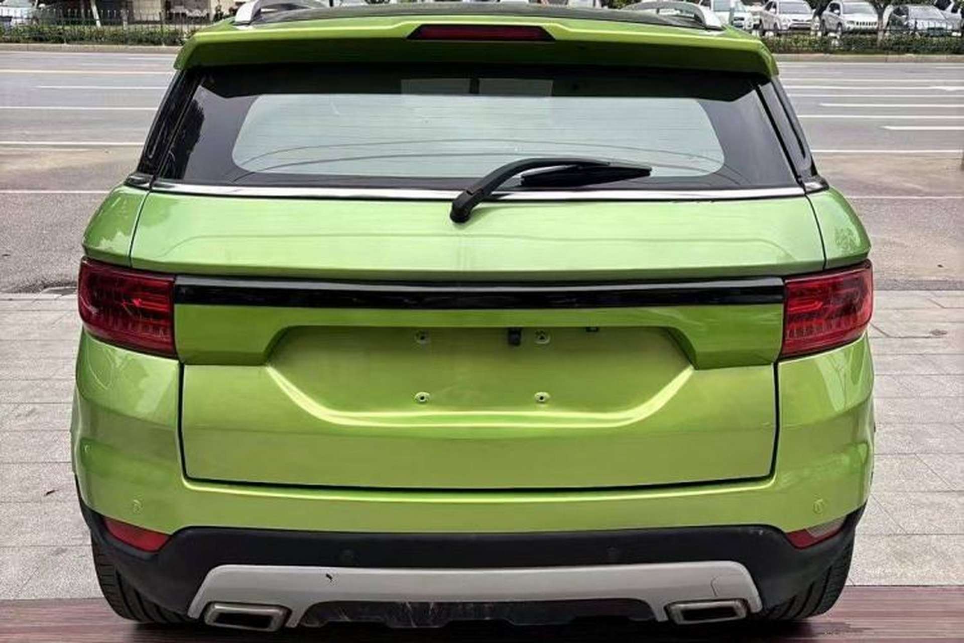 Used Land X7 2015 2.0T Panoramic Flagship Edition Exterior 4