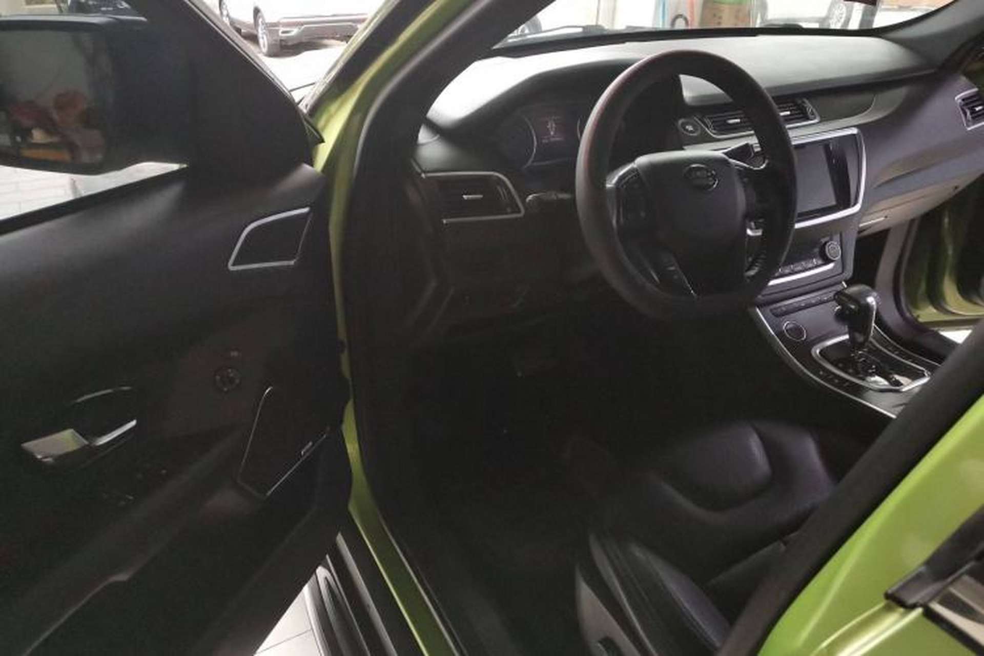 Used Land X7 2015 2.0T Panoramic Flagship Edition Interior 3