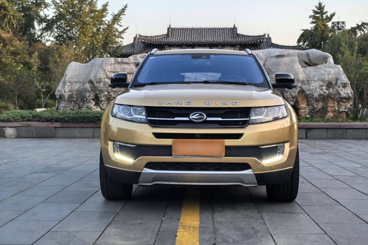 Used Land X7 2015 2.0T Panoramic Flagship Edition Exterior 3