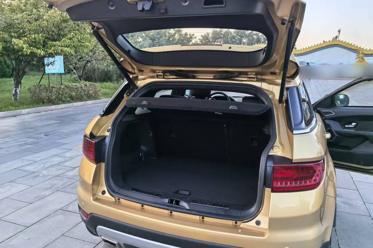 Used Land X7 2015 2.0T Panoramic Flagship Edition Exterior 7