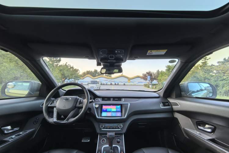 Used Land X7 2015 2.0T Panoramic Flagship Edition Interior 1