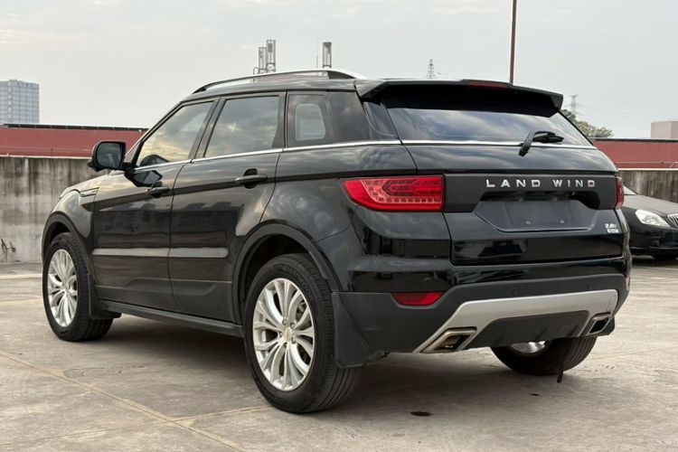 Used Land X7 2015 2.0T Panoramic Prestige Edition Exterior 1