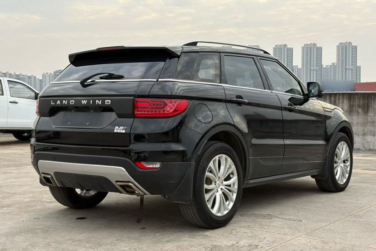 Used Land X7 2015 2.0T Panoramic Prestige Edition Exterior 3