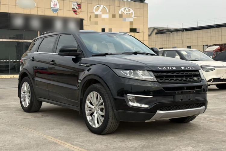 Used Land X7 2015 2.0T Panoramic Prestige Edition Exterior 4