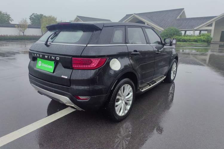 Used Land X7 2015 2.0T Panoramic Prestige Edition Exterior 4