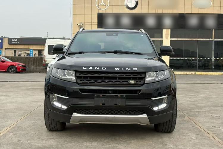Used Land X7 2015 2.0T Panoramic Prestige Edition Exterior 5