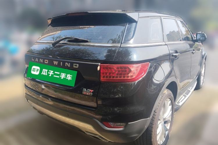 Used Land X7 2015 2.0T Panoramic Prestige Edition Exterior 5