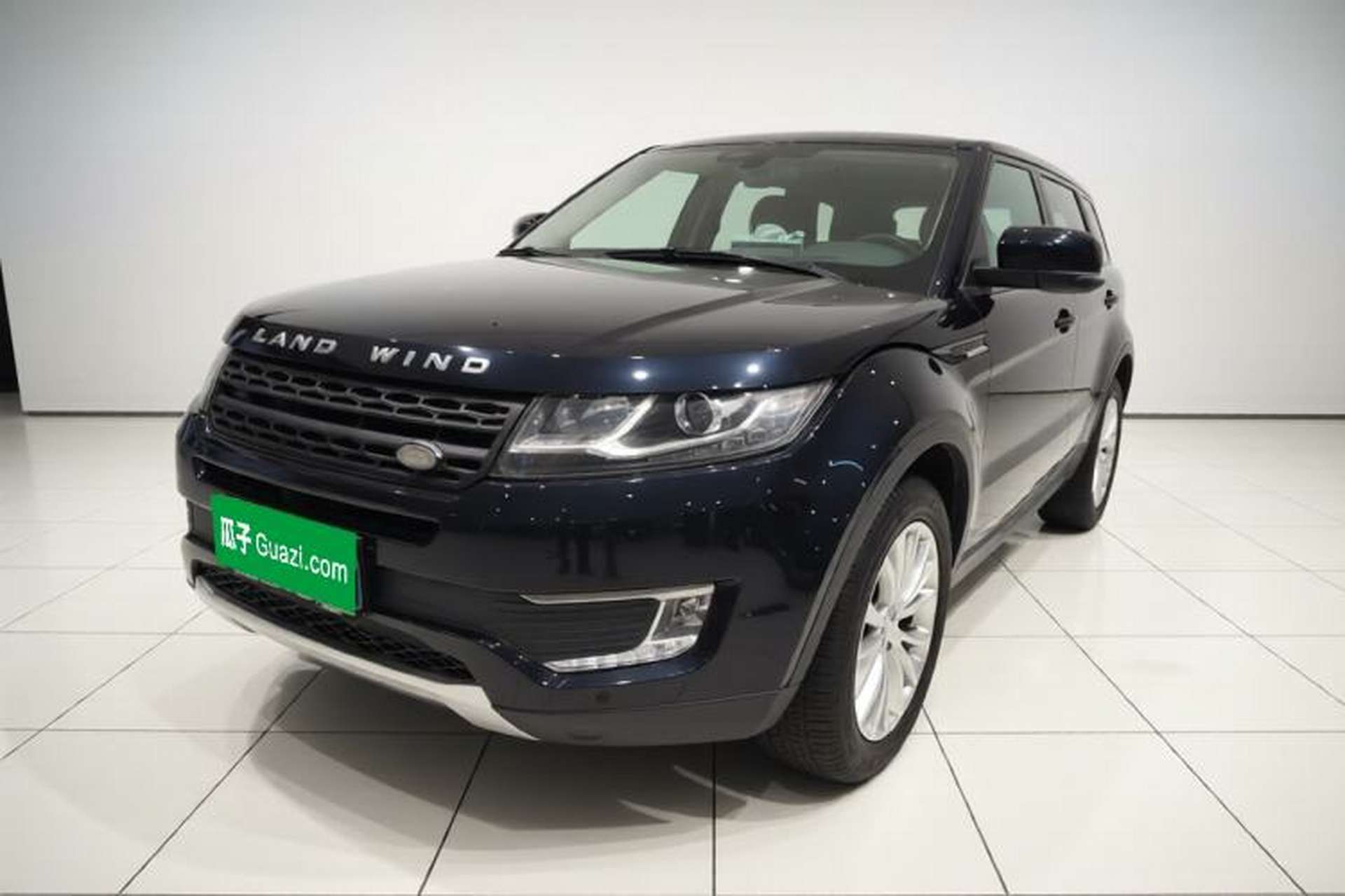 Used Land X7 2015 2.0T Panoramic Prestige Edition Front Left 45 Deg