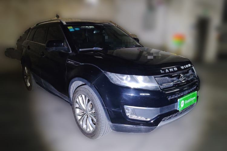Used Land X7 2015 2.0T Panoramic Prestige Edition Front Right 45 Deg