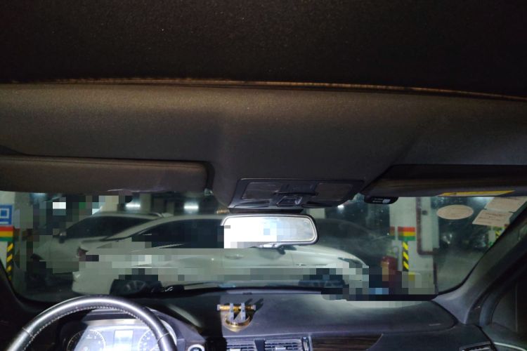 Used Land X7 2015 2.0T Panoramic Prestige Edition Headliner