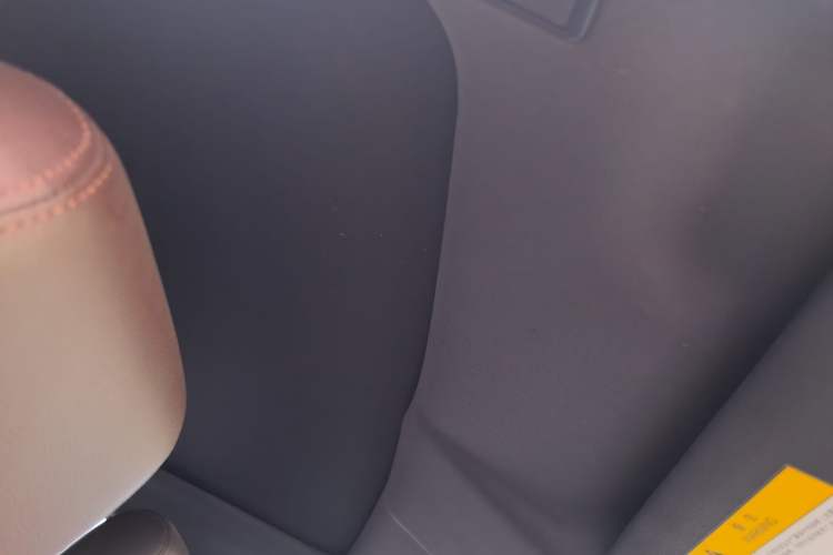 Used Land X7 2015 2.0T Panoramic Prestige Edition Headliner