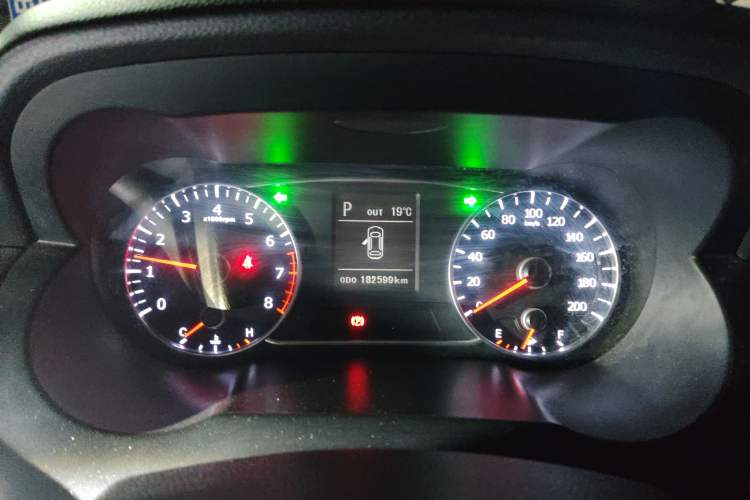 Used Land X7 2015 2.0T Panoramic Prestige Edition Instrument Cluster