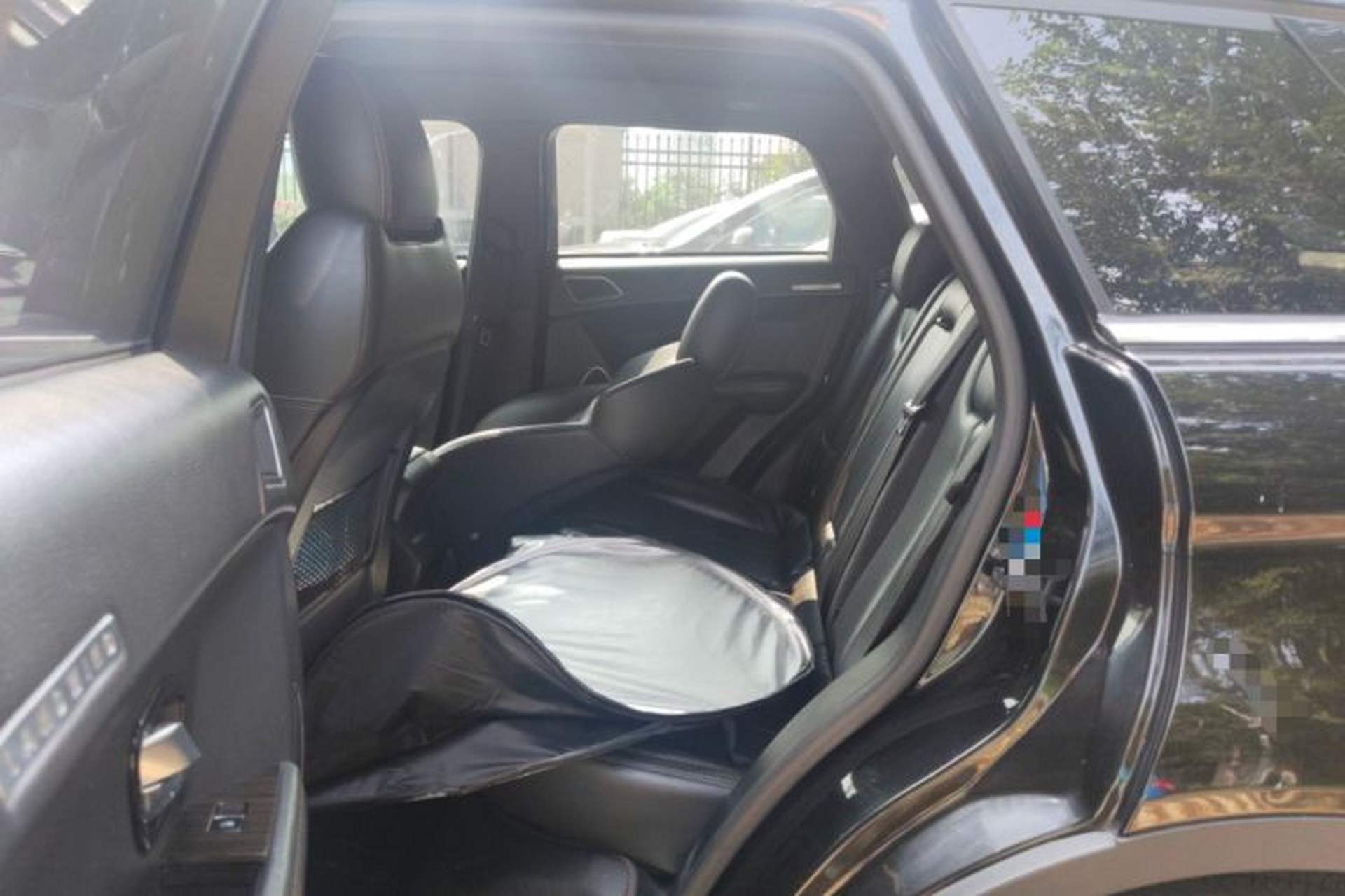 Used Land X7 2015 2.0T Panoramic Prestige Edition Interior 4