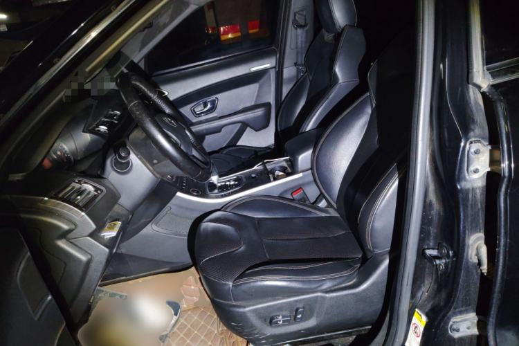 Used Land X7 2015 2.0T Panoramic Prestige Edition Left Front Seat