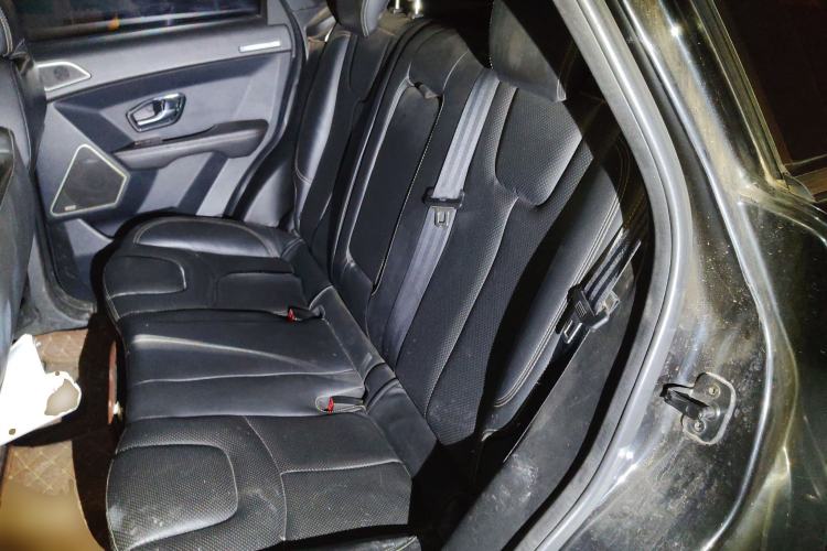 Used Land X7 2015 2.0T Panoramic Prestige Edition Left Rear Seat