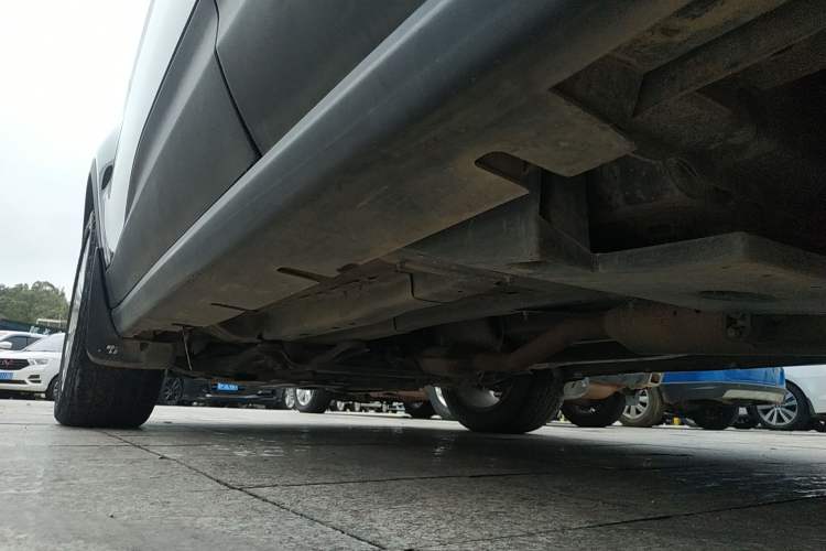 Used Land X7 2015 2.0T Panoramic Prestige Edition Left Side Sill