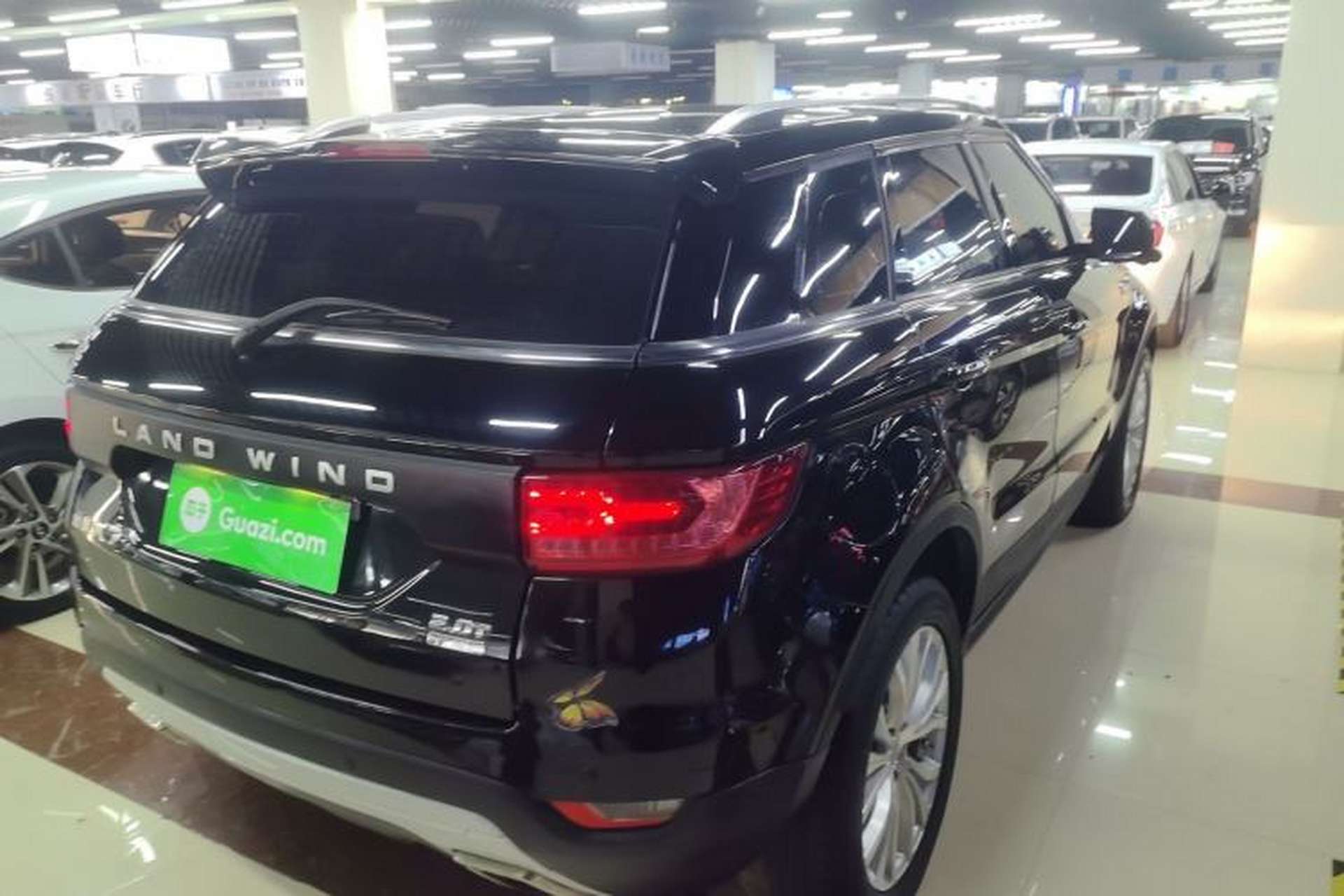 Used Land X7 2015 2.0T Panoramic Flagship Edition Rear Right 45 Deg