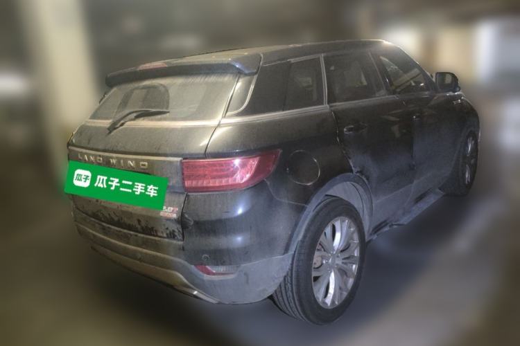 Used Land X7 2015 2.0T Panoramic Prestige Edition Rear Right 45 Deg