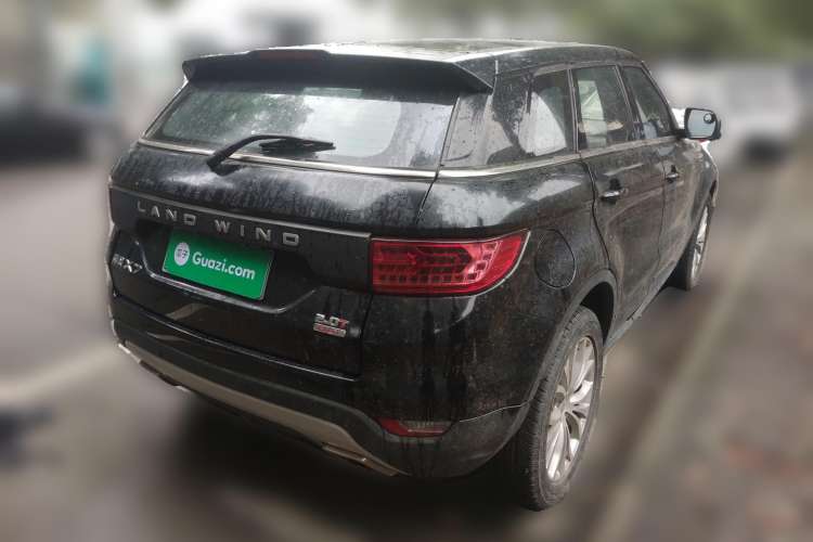 Used Land X7 2015 2.0T Panoramic Prestige Edition Rear Right 45 Deg
