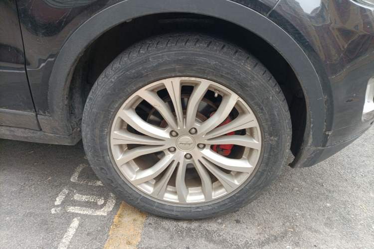 Used Land X7 2015 2.0T Panoramic Flagship Edition Right Front Wheel Hub