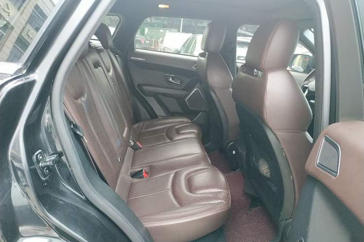 Used Land X7 2015 2.0T Panoramic Prestige Edition Right Rear Seat