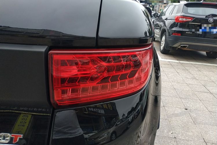 Used Land X7 2015 2.0T Panoramic Prestige Edition Right Rear Taillight
