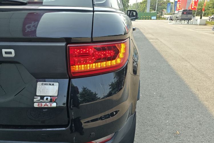 Used Land X7 2015 2.0T Panoramic Prestige Edition Right Rear Taillight