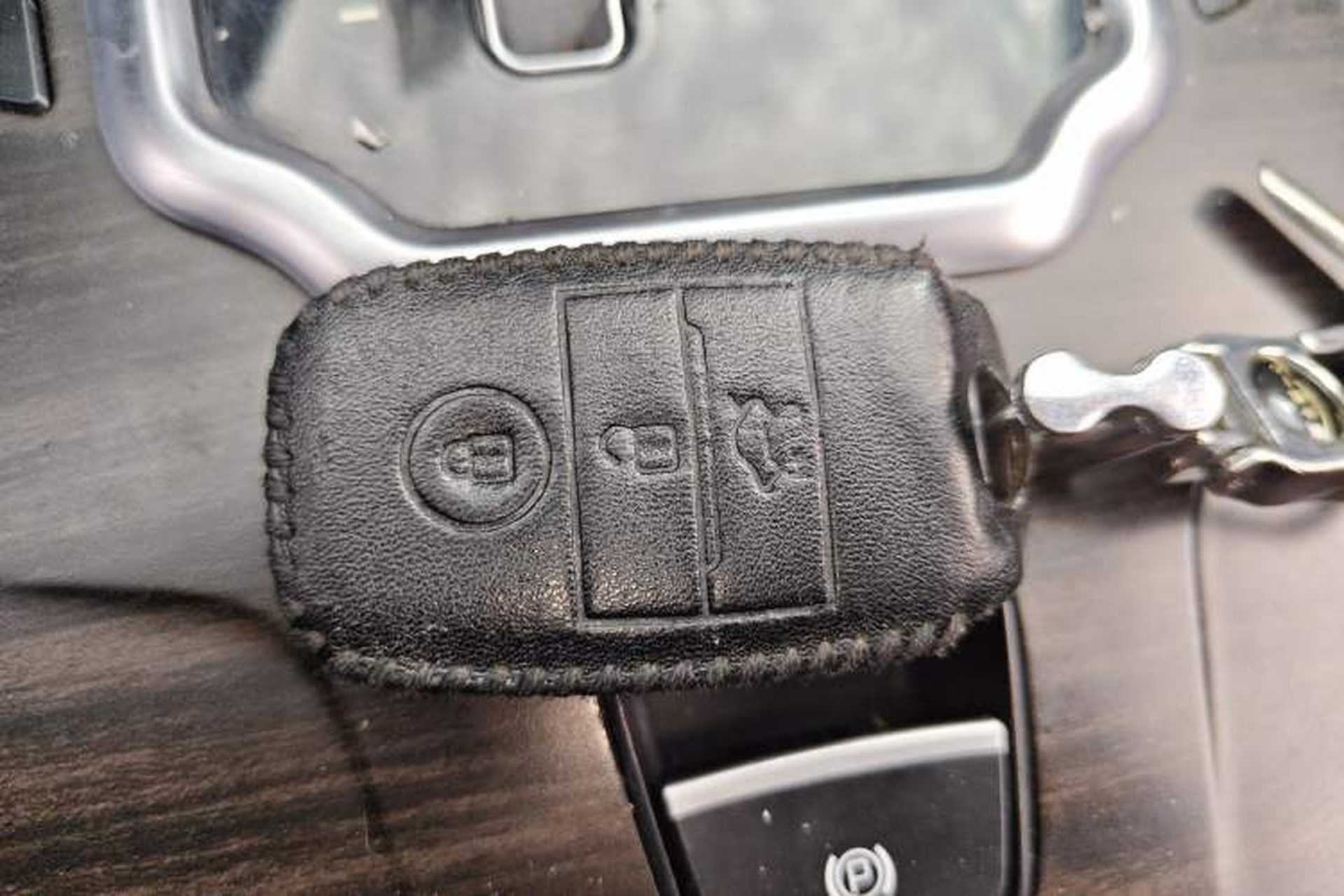 Used Land X7 2015 2.0T Panoramic Prestige Edition Vehicle Key