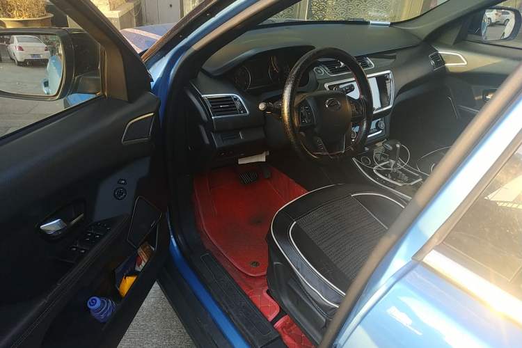 Used Land X7 2015 2.0T Panoramic Luxury Edition Driver Seat