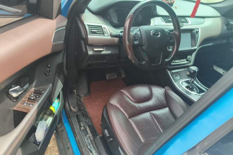 Used Land X7 2015 2.0T Panoramic Prestige Edition Driver Seat