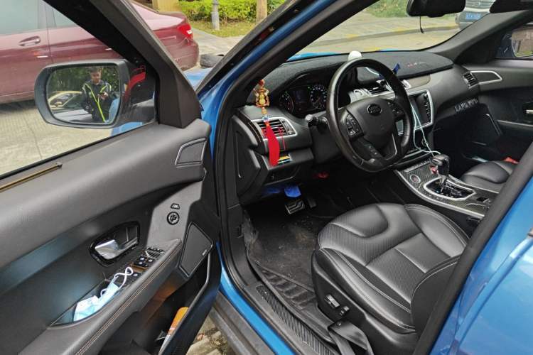 Used Land X7 2015 2.0T Panoramic Prestige Edition Driver Seat