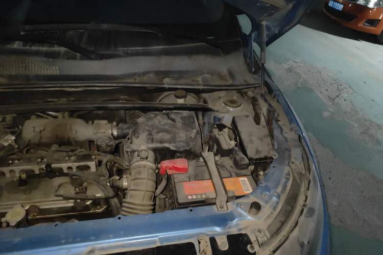 Used Land X7 2015 2.0T Panoramic Flagship Edition Engine Bay Left