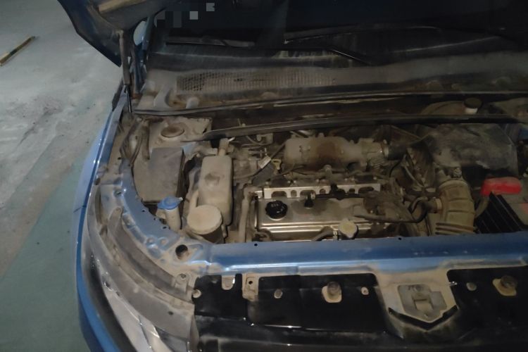 Used Land X7 2015 2.0T Panoramic Flagship Edition Engine Bay Right