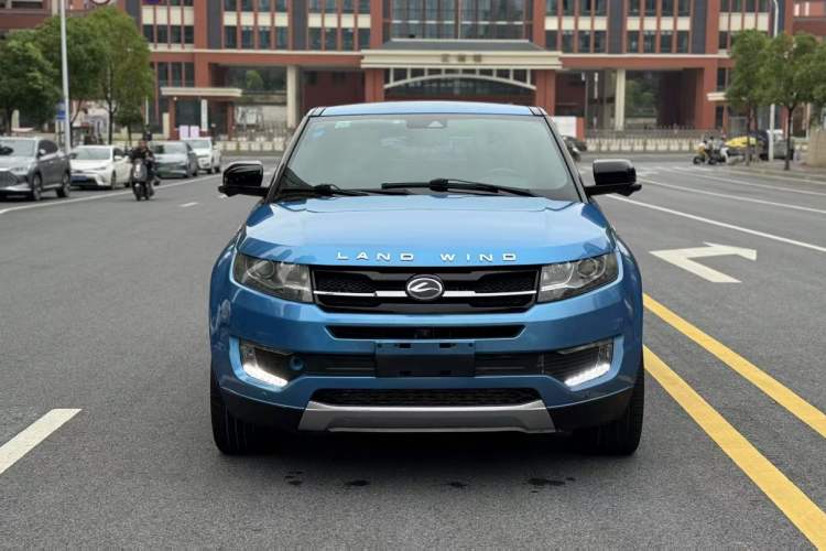 Used Land X7 2015 2.0T Panoramic Prestige Edition Exterior 1