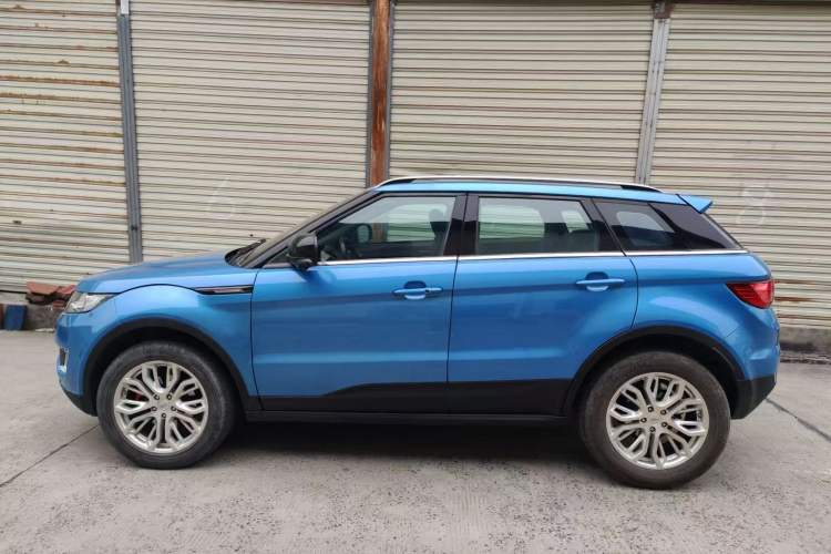 Used Land X7 2015 2.0T Panoramic Flagship Edition Exterior 3