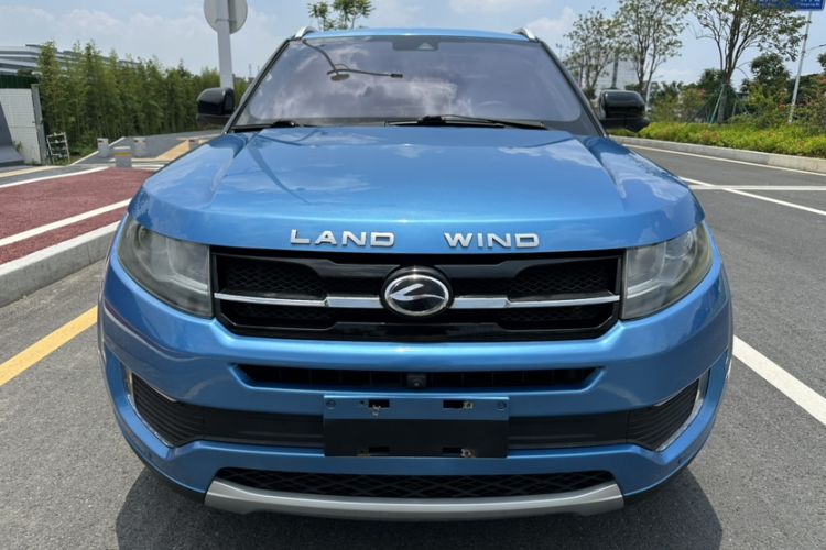 Used Land X7 2015 2.0T Panoramic Prestige Edition Exterior 3