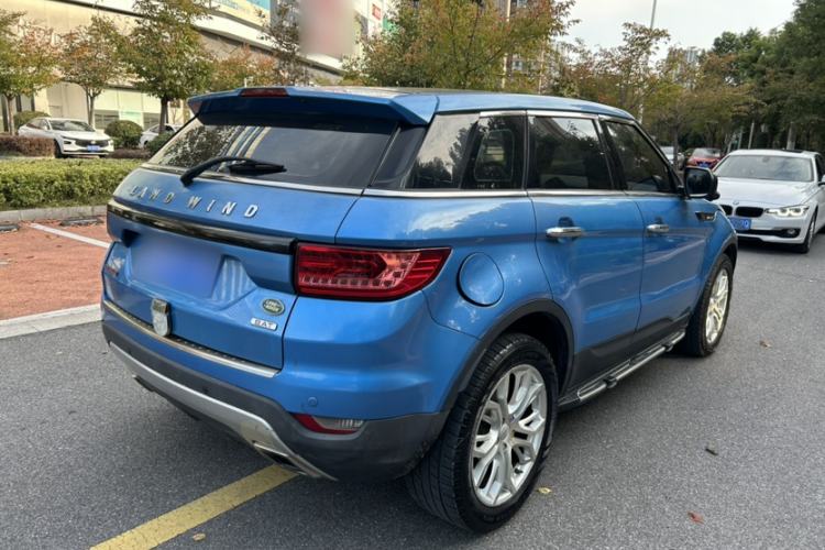 Used Land X7 2015 2.0T Panoramic Prestige Edition Exterior 3