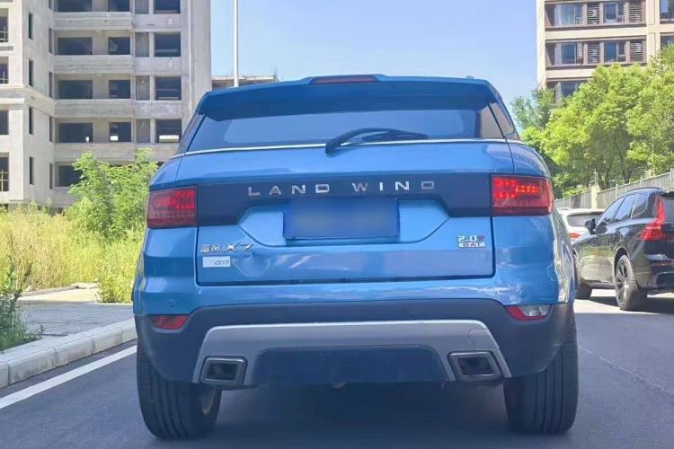 Used Land X7 2015 2.0T Panoramic Prestige Edition Exterior 4